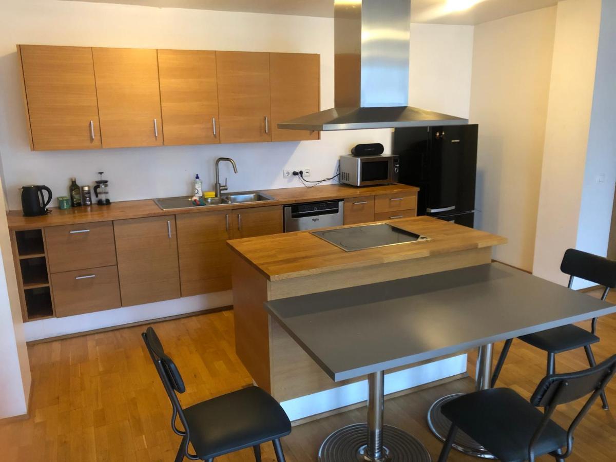 Rez Hlemmur Apartment Reykjavík Buitenkant foto