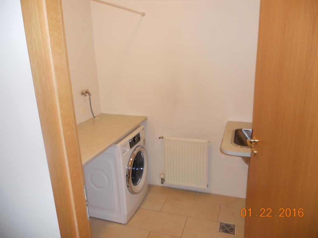 Rez Hlemmur Apartment Reykjavík Buitenkant foto